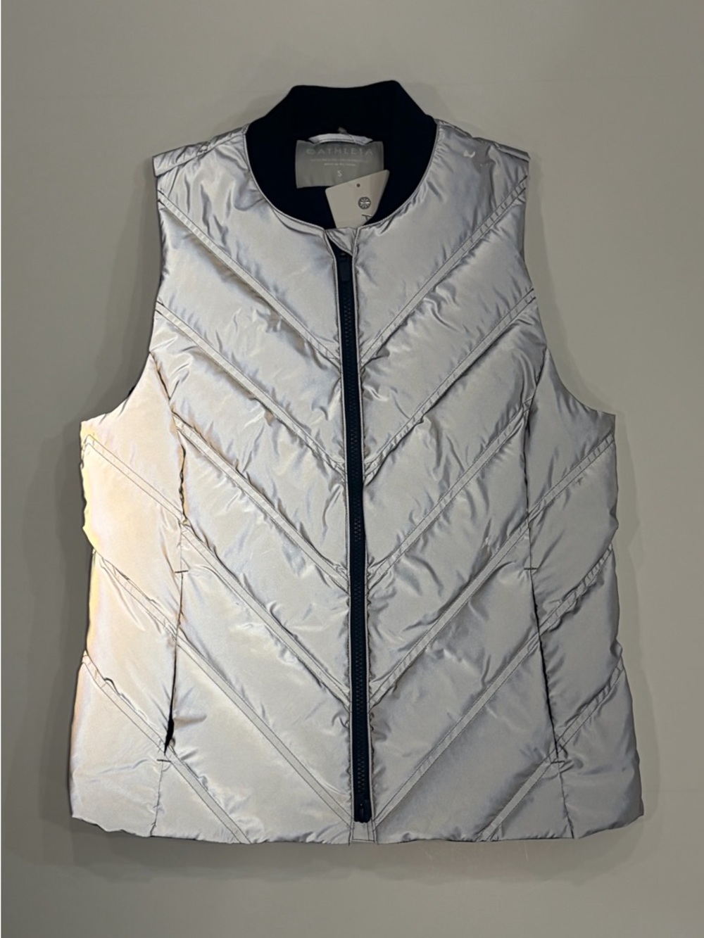 NWT Athleta Gray Reflective Quilted Vest - Size S